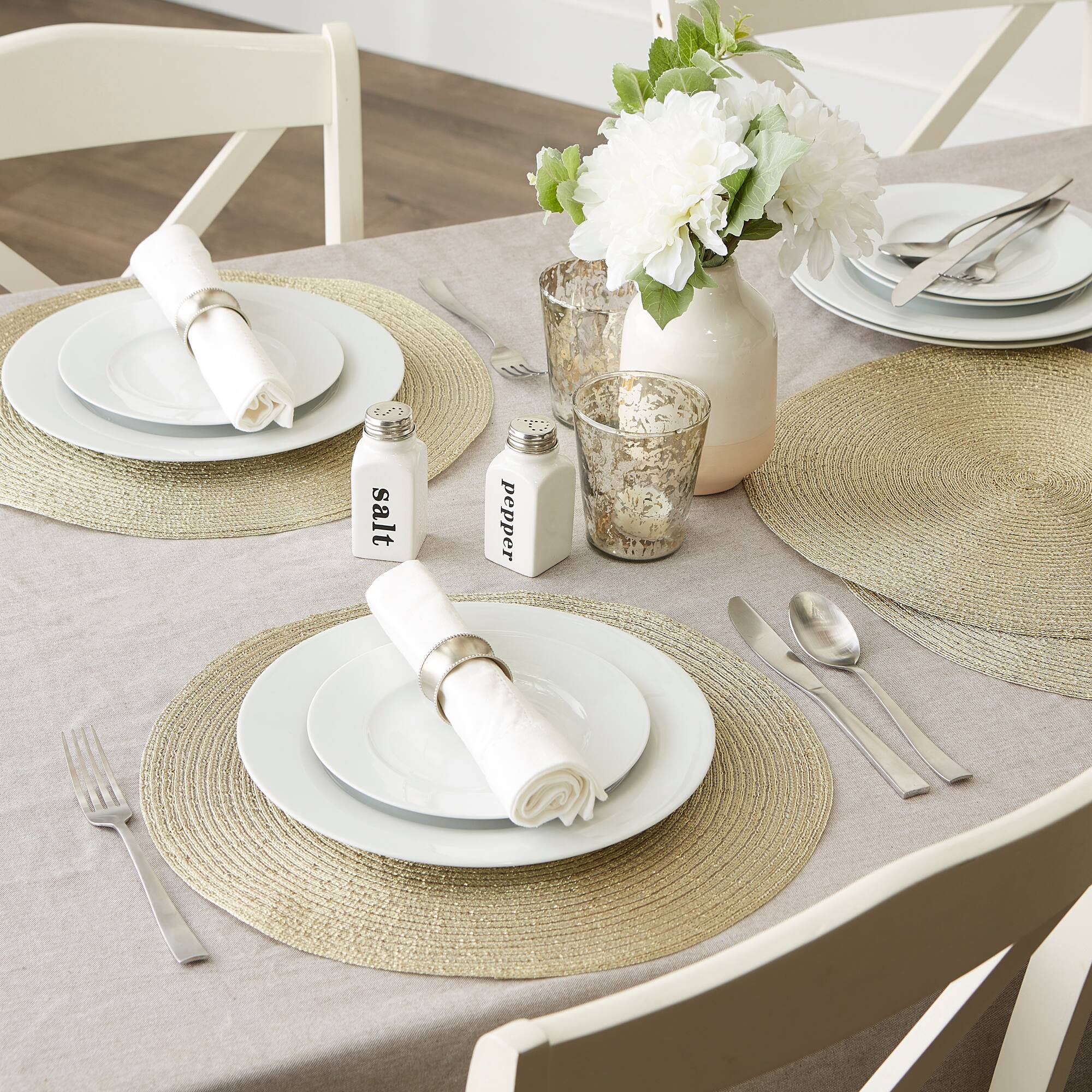 DII® Metallic Gold Round Polypropylene Woven Placemat (Set of 4)